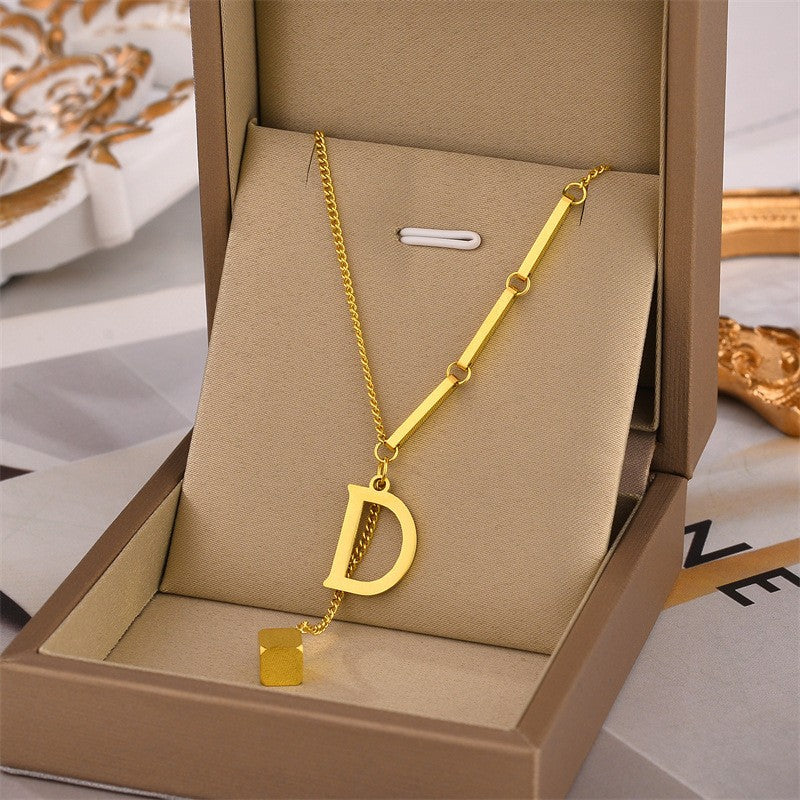 Luz | Colar Letra