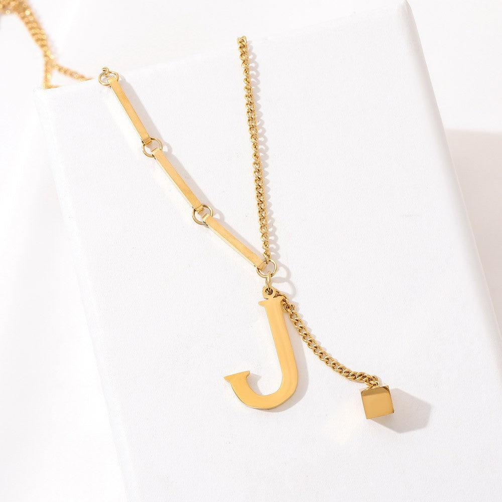 Luz | Colar Letra