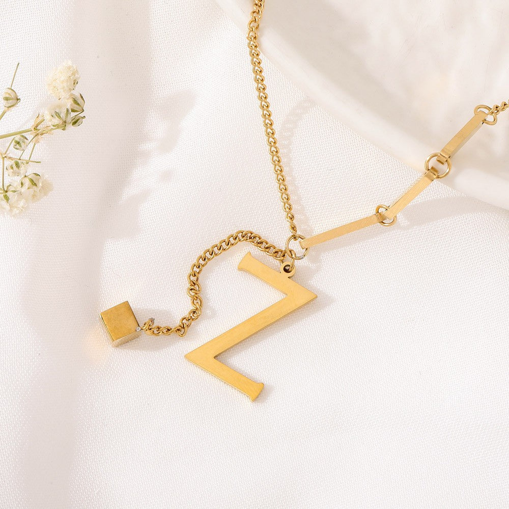 Luz | Colar Letra