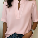 Margarida | Blusa chic com decote em V e detalhe dourado