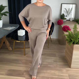 Maria Helena | Elegante Conjunto de 3 peças Composto por Cardigan Longo, Top e Calças